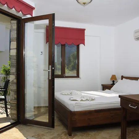 Turay Hotel 3*